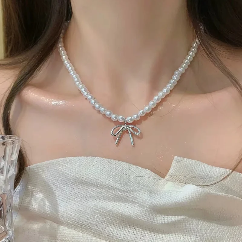 4Pcs Y2K Necklace Set White Imitation Pearl Bow Pink Cross Hollow Heart Cross Black Pearl Chain Women's Aesthetic Jewelry
