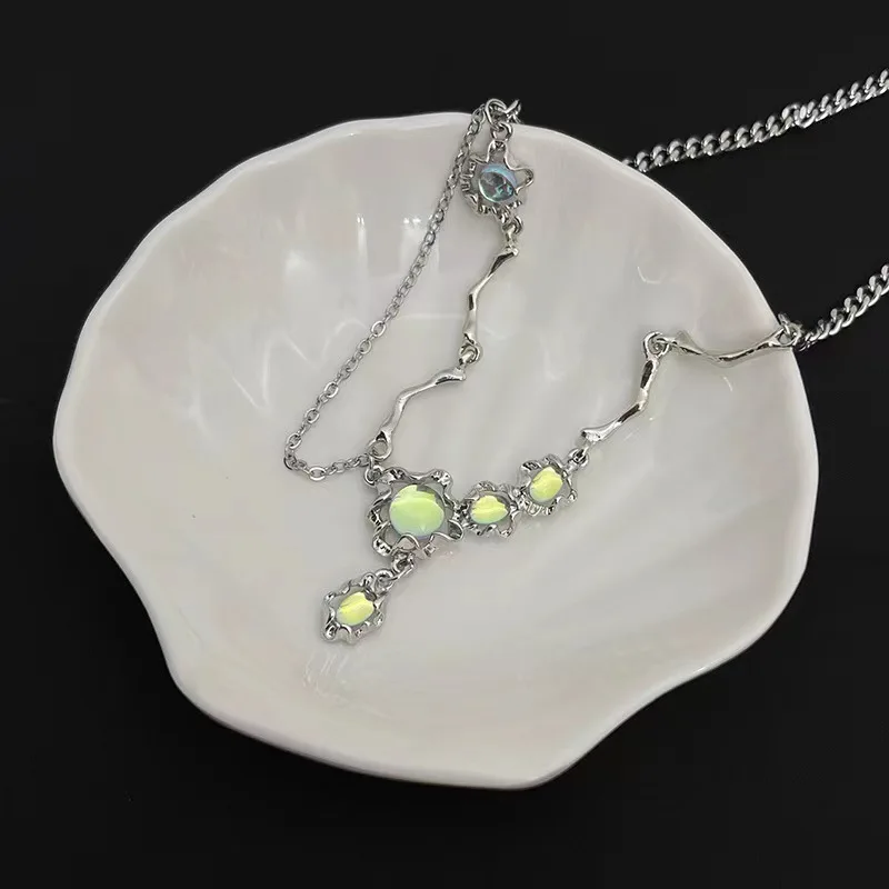 Funkelnde Mondlicht-Stein-Anhänger-Halskette für Frauen, Sternenlicht, unregelmäßige lange Quastenkette, Halsreifen, Accessoires, Modeschmuck – Detail 26