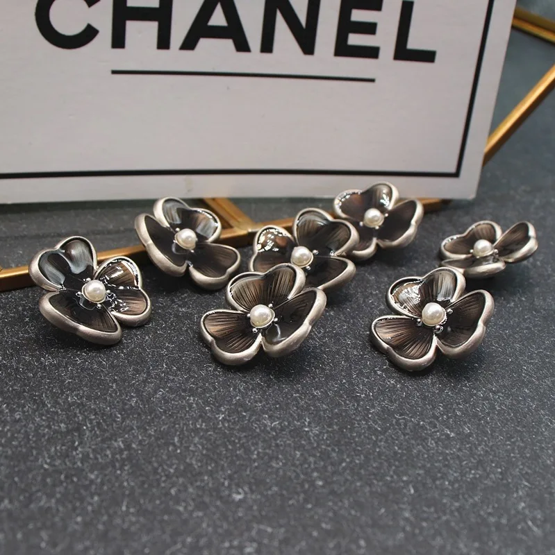 2.5cm 50 Pieces/pack Metal Flower Pearl Embellishment Decorative Buttons DIY Denim Jacket Windbreaker Women's Accessory Buttons
