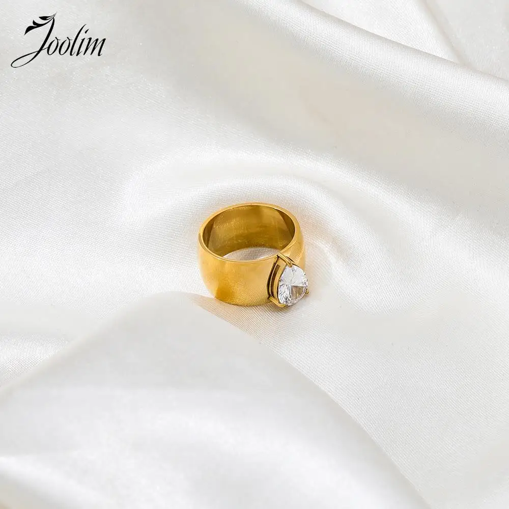 Joolim Jewelry Wholesale High End PVD Tarnish Free Chunky Luxury Love Peach Heart Band Stainless Steel Finger Ring for Women