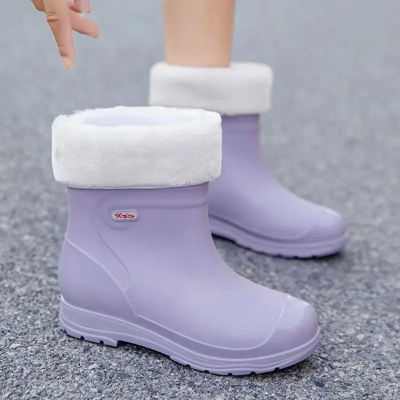 

Women New Flat sole High Top Rain Boots Thick Sole Non Slip Waterproof Detachable Cotton Cover Work Shoes Wash The Car Shoes