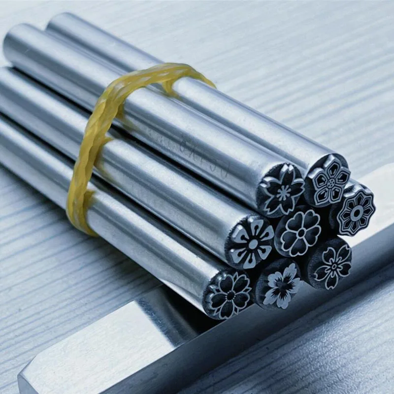 DIY Leather Product Making Chisel Punch Tool Diameter 7mm 8 Pack Leather Stamping Tool Floral Design Metal Stamp