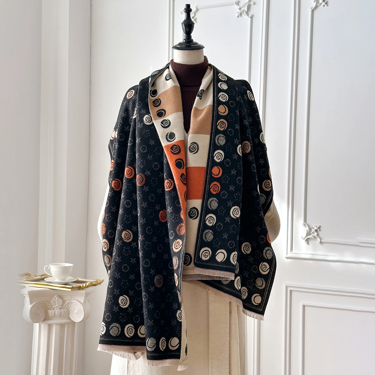 

New 2025 Luxury Autumn and Winter Cashmere Print Scarf Women Warm Pashmina Poncho Scarves Fashion Shawl Thick Foulard Bufanda