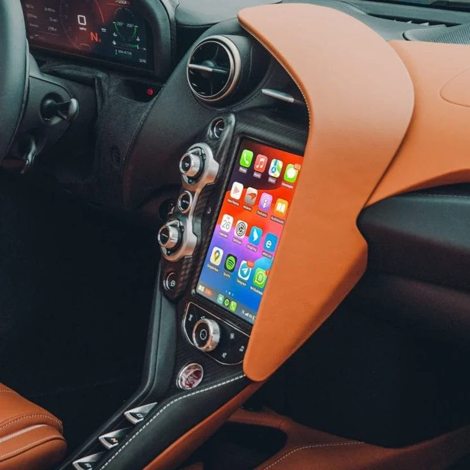 AZTON التوصيل والتشغيل OEM ترقية ستيريو السيارة CarPlay لـ McLaren 720s CarPlay Android Auto Wireless Kit