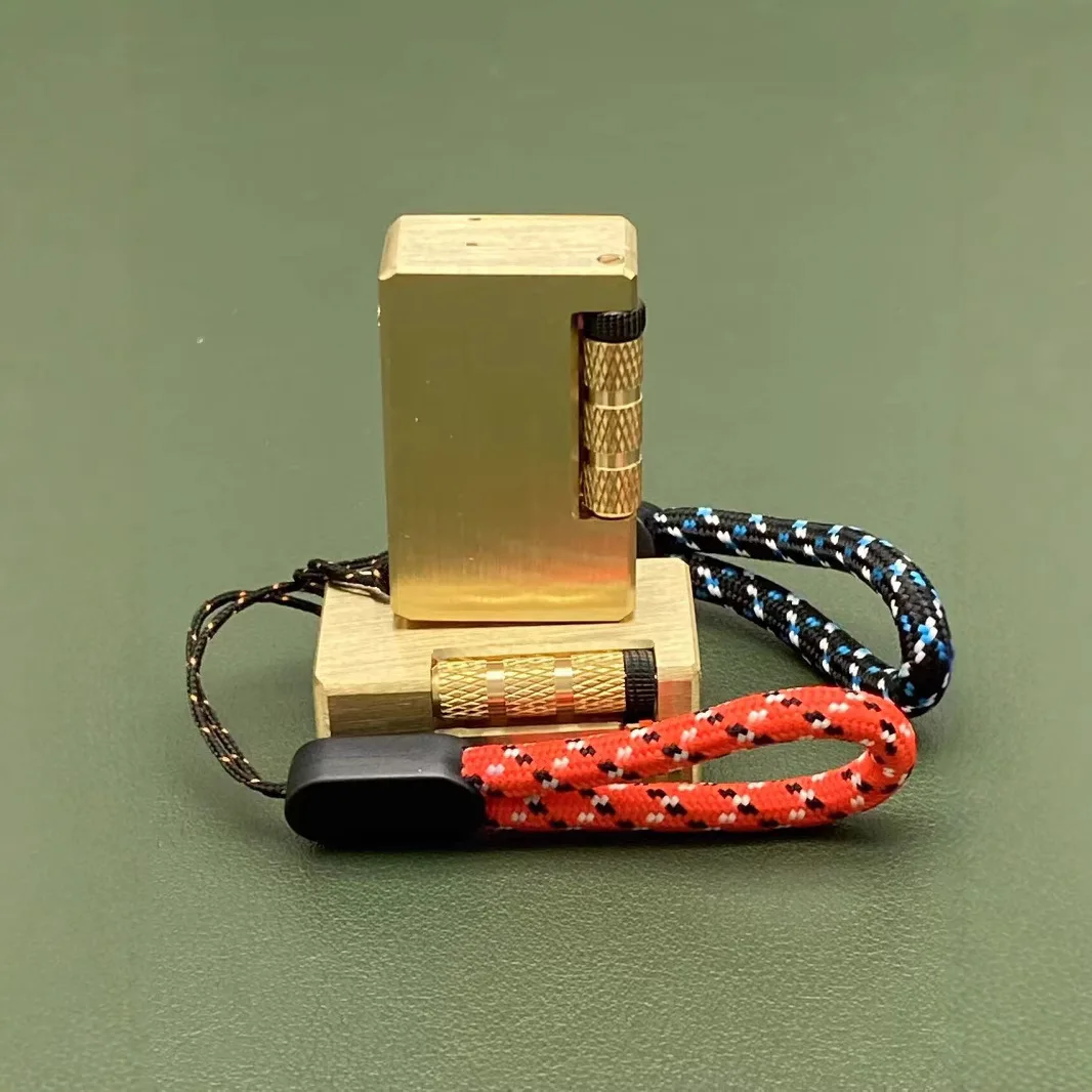 

Pure Handmade Fashionable Brass Mini Small Steel Cannon Arm Lifting Side Slip Lighter Personalized Small Retro Machine