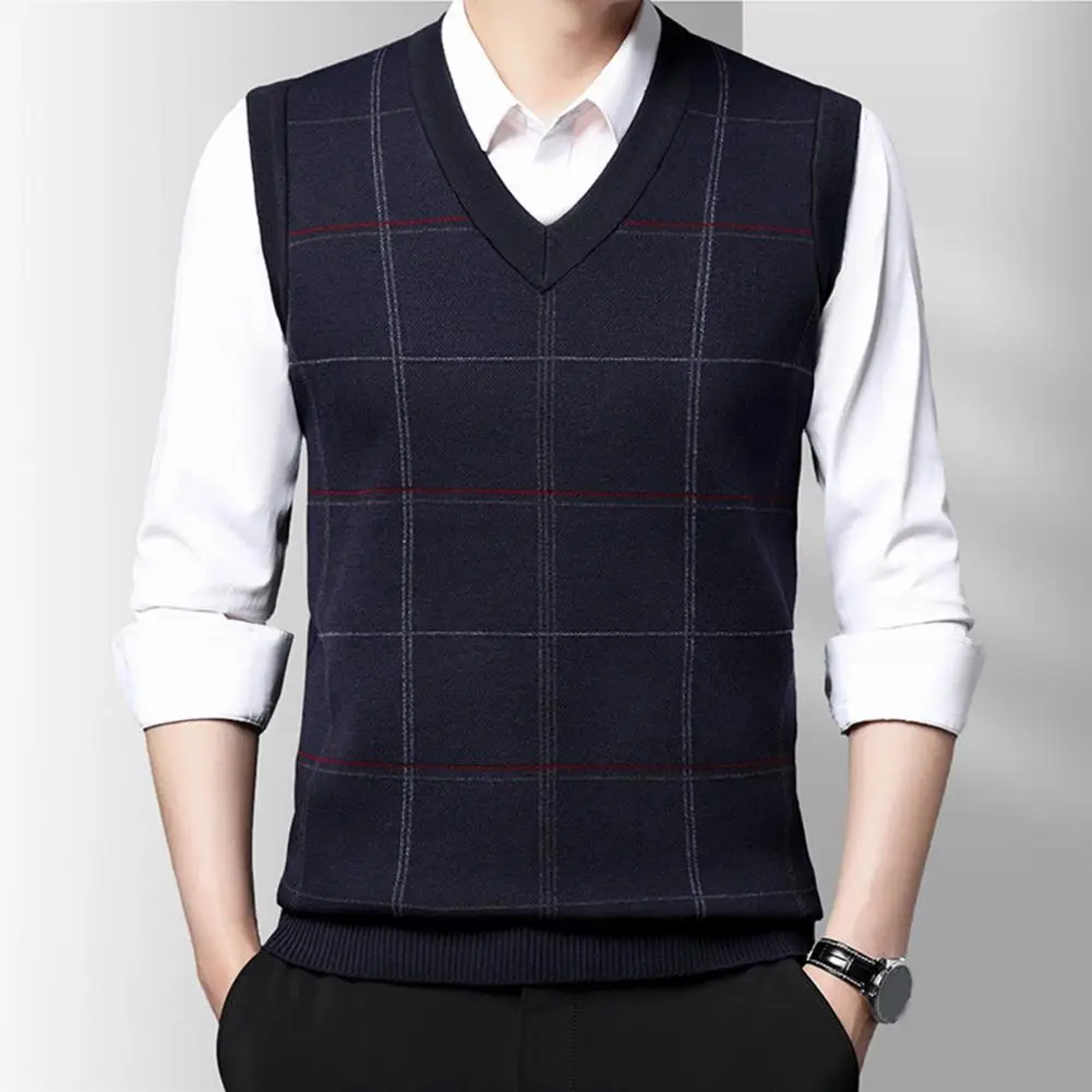 

V-neck Sweater Vest Stylish Mid-aged Men's Sweater Vests Knitted Plaid Print Soft Warm for Fall Spring Fashion Knitted Vest