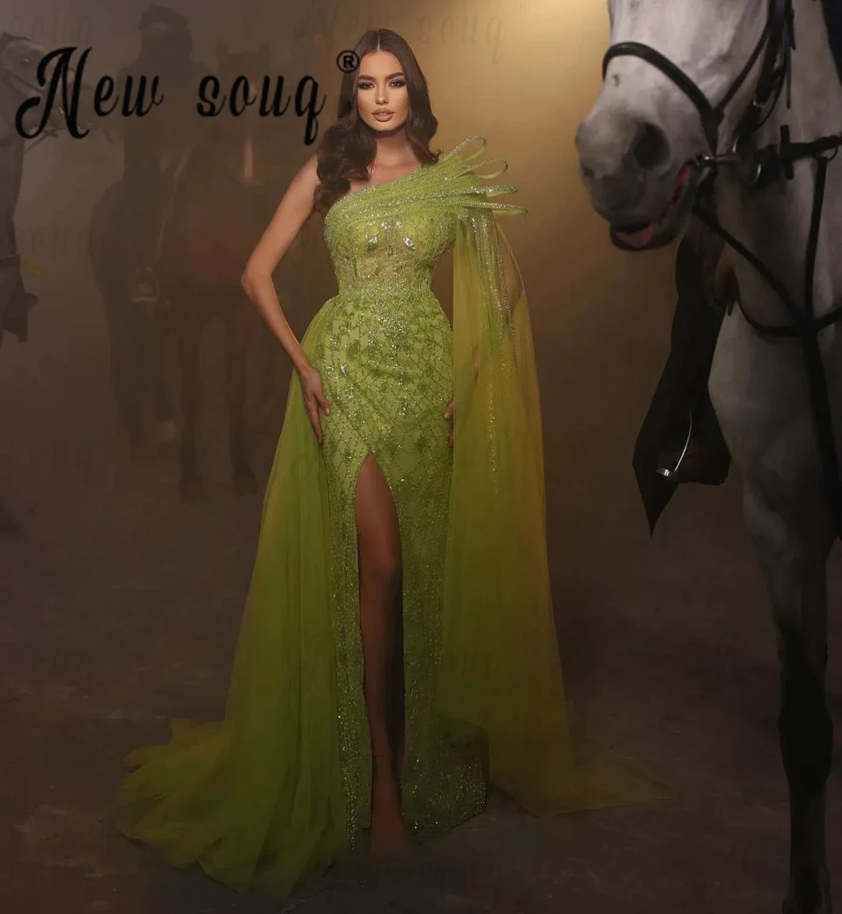 Elegante vestido de noche de sirena de un hombro, color verde lima, con sobrefalda, manga de capa Árabe de Dubai de lujo, vestido de fiesta de boda, 2024