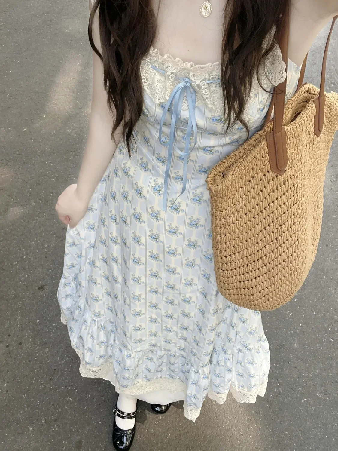 

Coquette Soft Girl Floral Dress Ladies Lace Trim Cami Chest Bow Ditsy Print Lace Hem High Waist Flowy Picnic Midi Dress