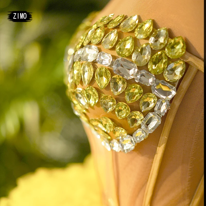 Benutzerdefiniertes sexy rückenfreies trägerloses Strass-Abendkleid, 2-teilig, für Damen, Erwachsene, Geburtstagsfeier, Bühnenaufführung, Drag Queen-Kostüm