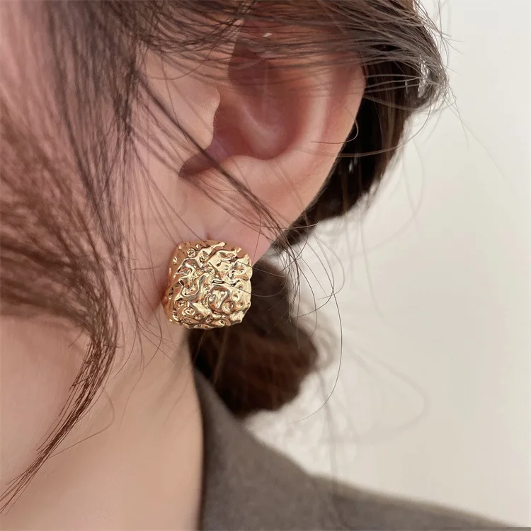 Silver Color Minimalist Lava Square Hoop Earring for Charming Women Fashoin Jewelry Geometric Personality Accessories
