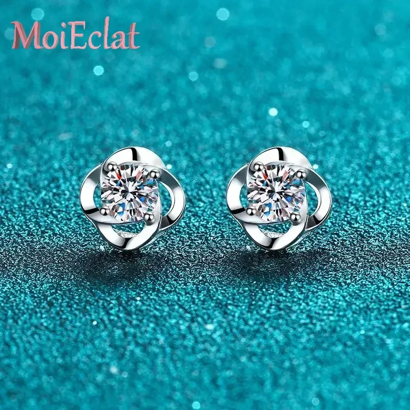 

Стильные платиновые серьги-гвоздики с цветком Pt950 для женщин, серьги-гвоздики с четырьмя когтями 0,3/0,5 карата, серьги с муассанитом и бриллиантами, свадебные ювелирные украшения