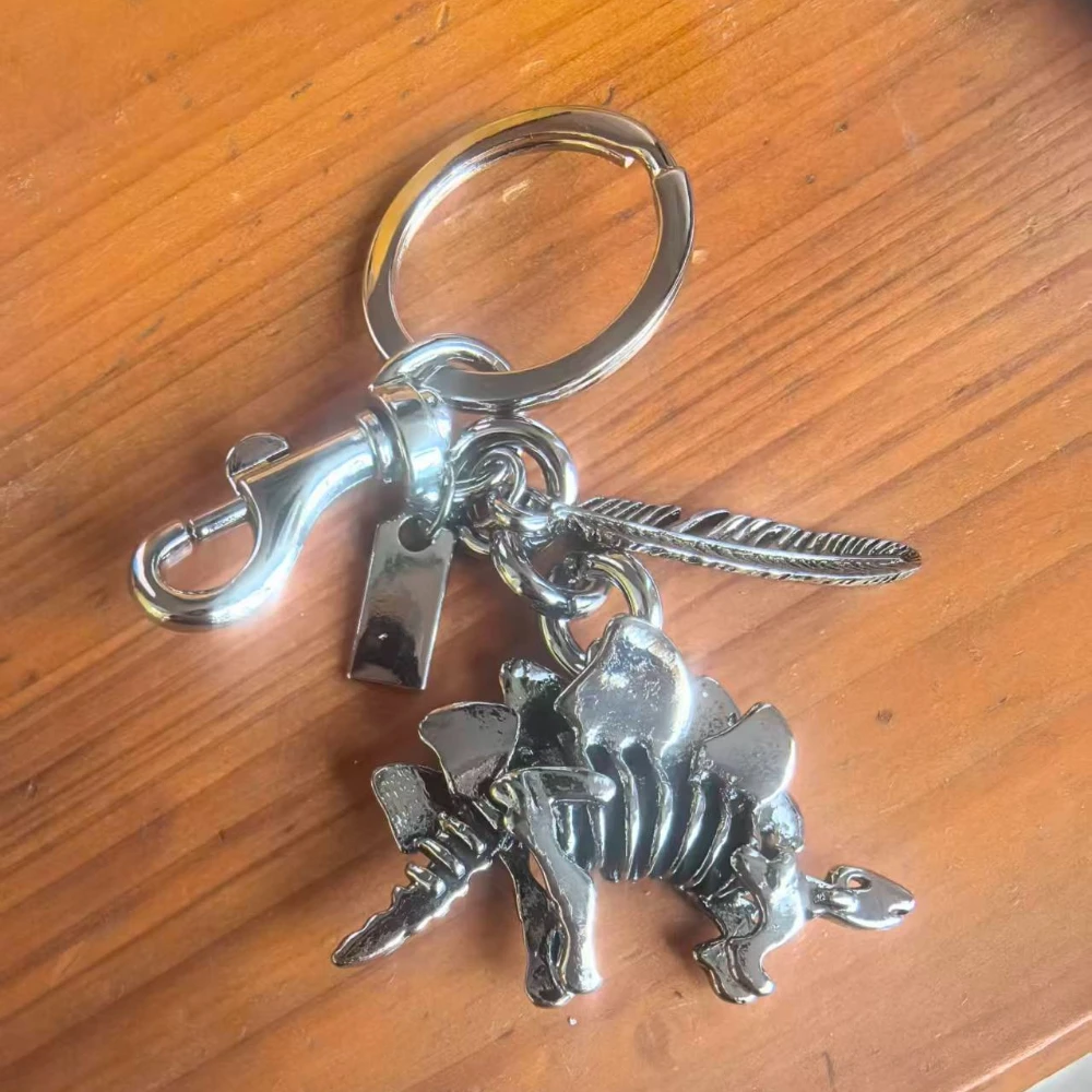 Creative Retro Metal Animal Bag Decoration Puppy Dinosaur Skeleton Car Keychain Decoration Personalized Trend Birthday Gift