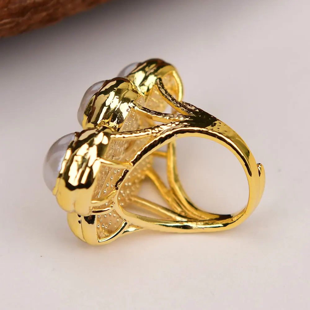 خواتم لؤلؤ بيوا كيشي بيضاء طبيعية من GG مطلية بحواف ذهبية قابلة للتعديل