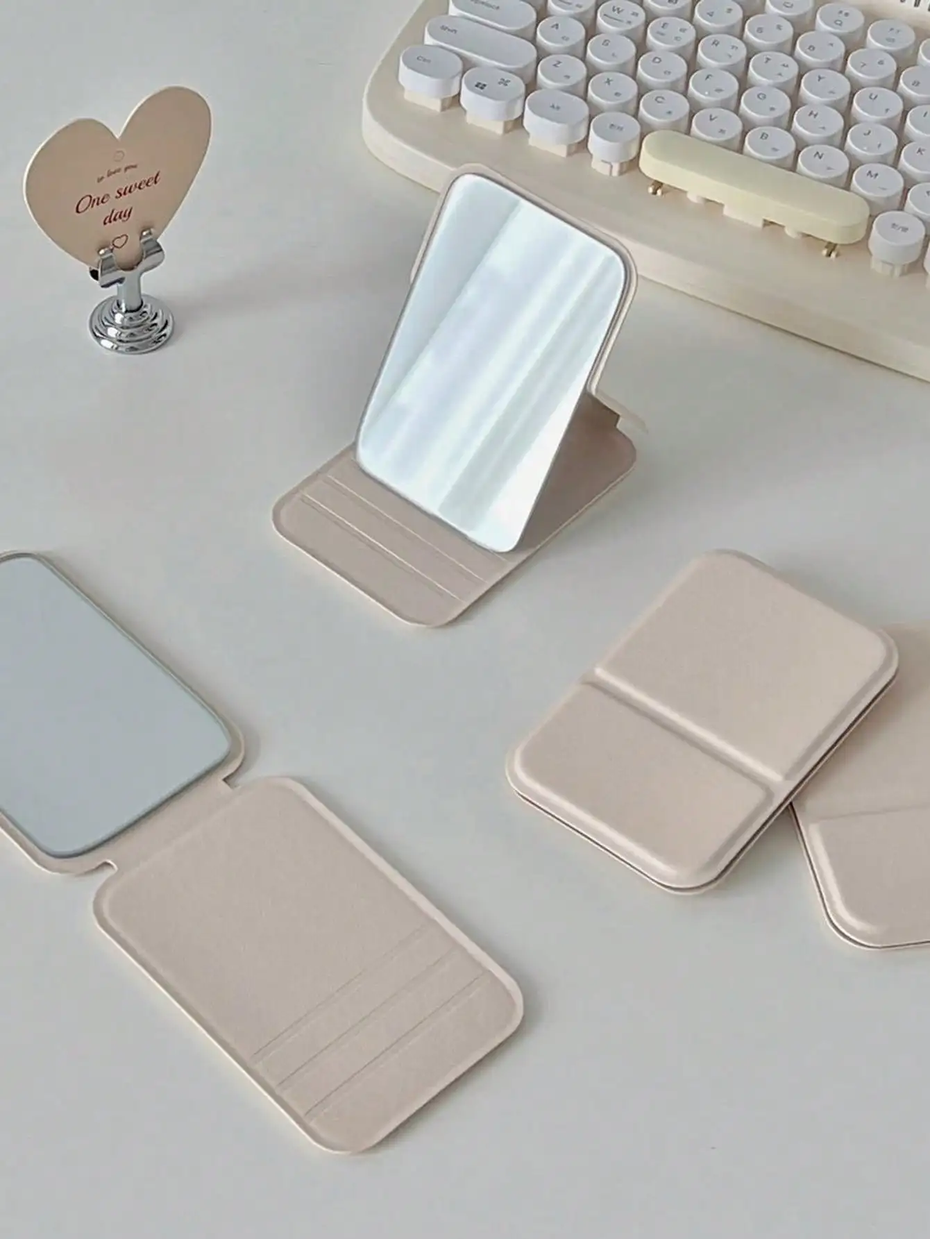 Portable Folding Mini Makeup Mirror Set 1/5pcs Compact Travel Size Handheld Standable Pocketable Gift for Girls Ladies Beauty Lo - view 3