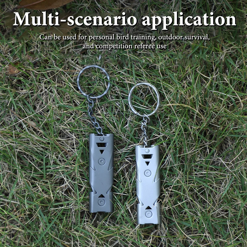 1 قطعة سلسلة المفاتيح صفارة النجاة-صافرة الطوارئ للتخييم في الهواء الطلق/المشي لمسافات طويلة ، إنذار السلامة بصوت عال مع تصميم أنبوب مزدوج