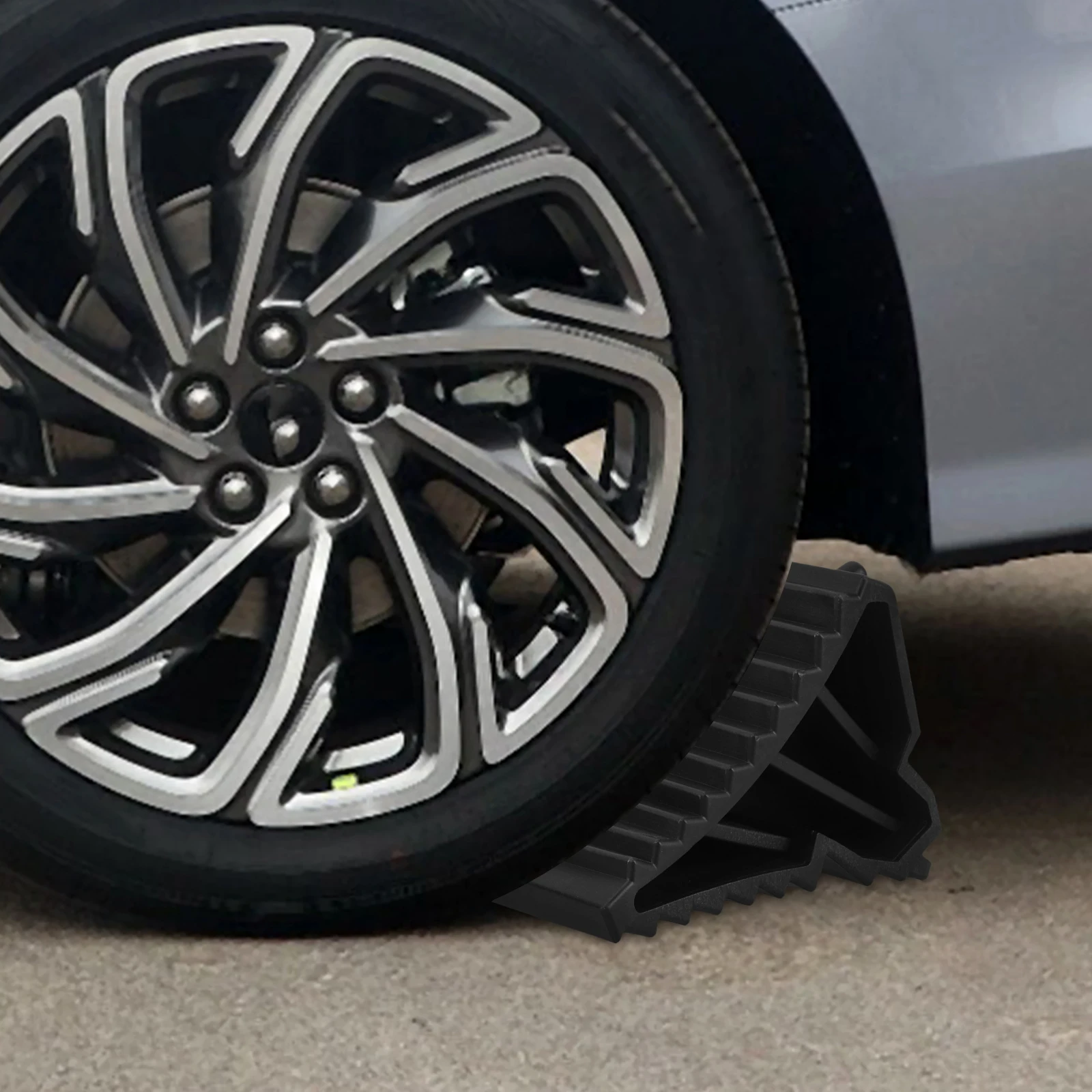Tire Slipper Block Stopper Wheel Chocks Rubber Pair for Car Quad Boat Trailer Motorcycle RV Tire Skid Blocks Wedges Accessories