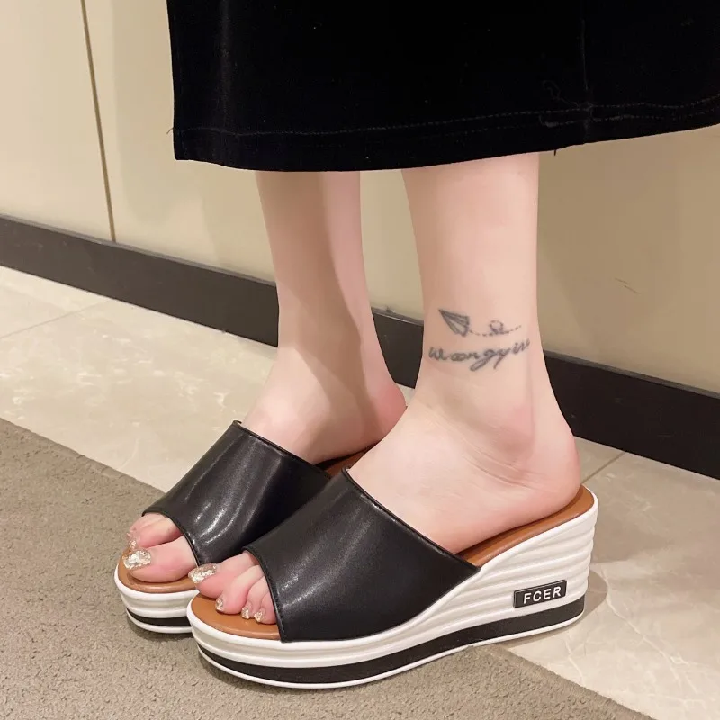 2024 Female Slippers Summer Fashion Wear Room with All-match Muffin Bottom Slope Sexy Thick Soled Sandals Tide Shoes Woman W02