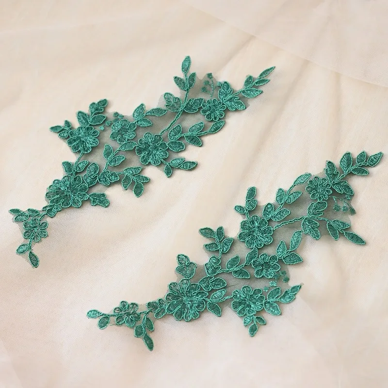 

Винно-красные вышитые кружевные цветы для декора: аксессуары для свадебных платьев, обуви, фаты (DIY)