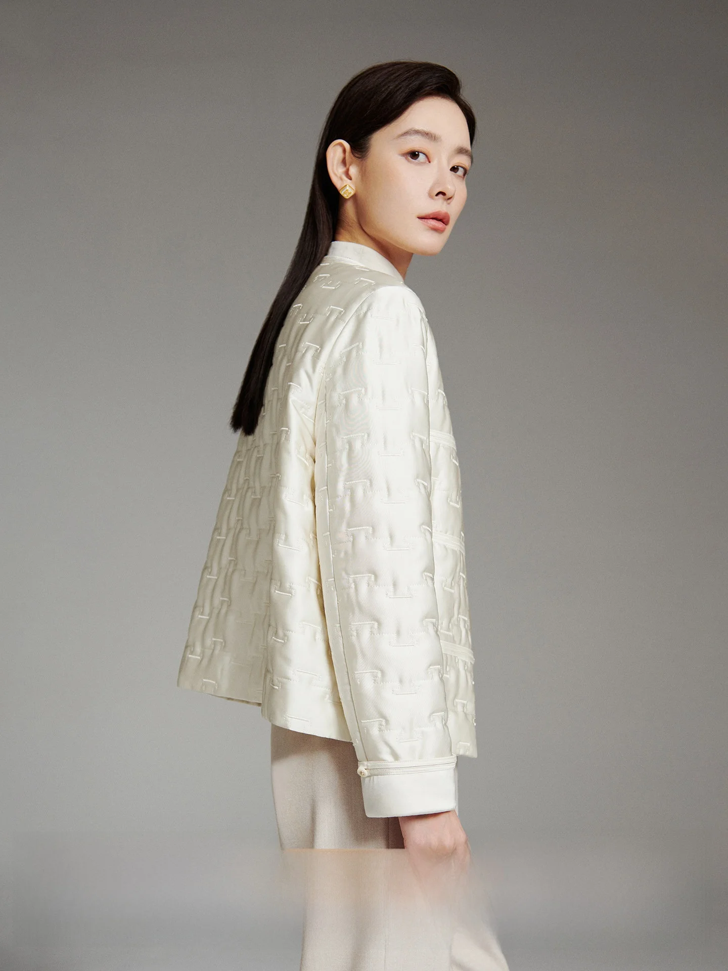 

CVANEA китайское повседневное универсальное легкое теплое пальто с шелковым наполнителем женское зимнее длинное пальто све прямого кроя для поездок на работу готовое