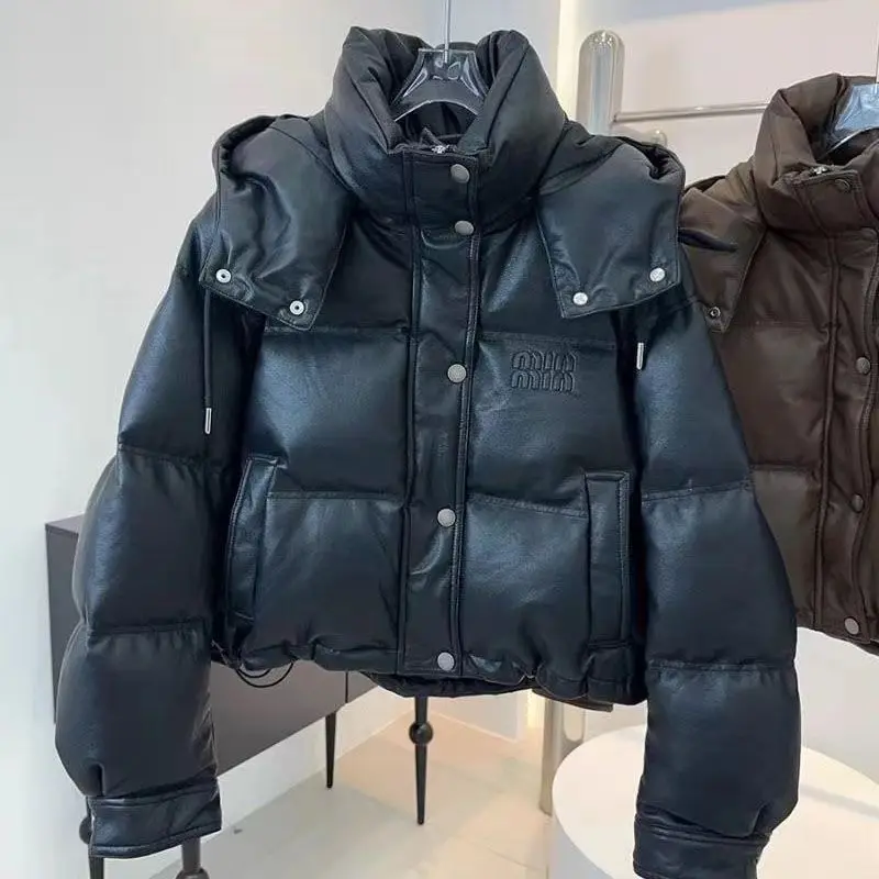 2025 Chaqueta de algodón de piel sintética para mujer, abrigo Parka de invierno versátil con capucha para mujer, ropa de abrigo acolchada de algodón para estudiantes a la moda para mujer
