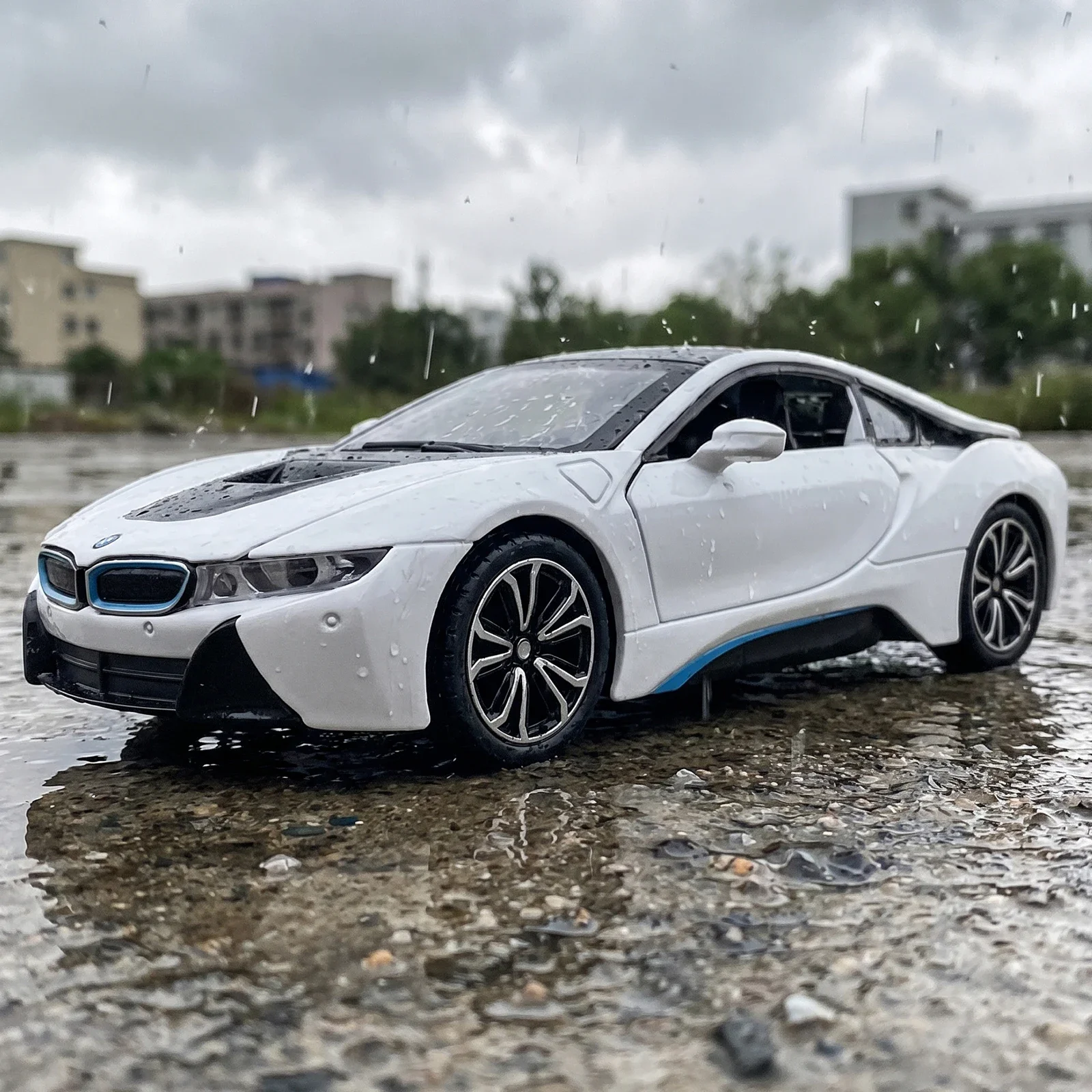 1:22 I8 Hybrid Luxury Sports Coupe Alloy Metal Diecast Model Car Simulation Children Collectibles Ornaments Holiday Present