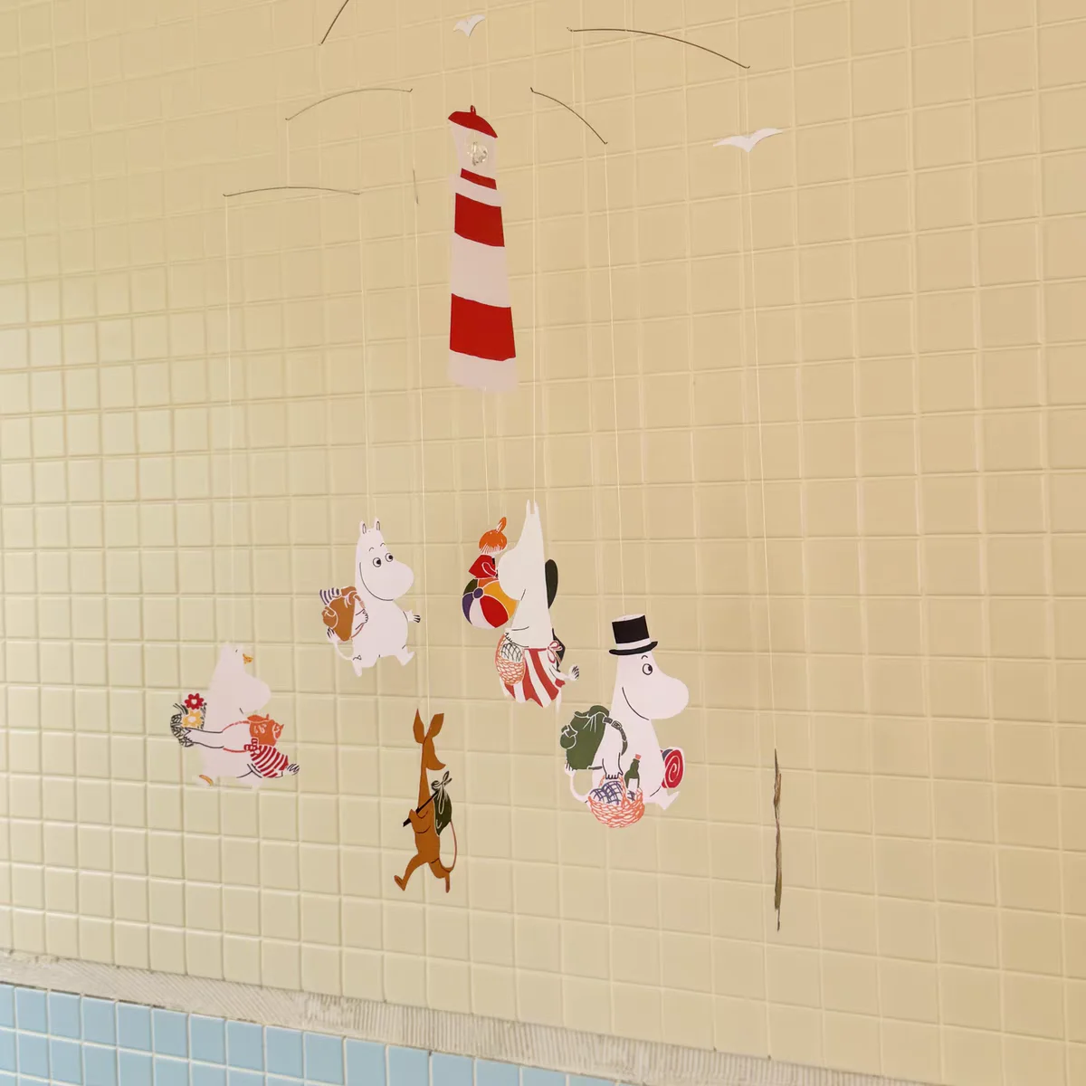 

Balanced Small Pendant Cartoon Lighthouse Glowing Rainbow Spot Ornament Wind Chime Pendant Sunshine Catcher