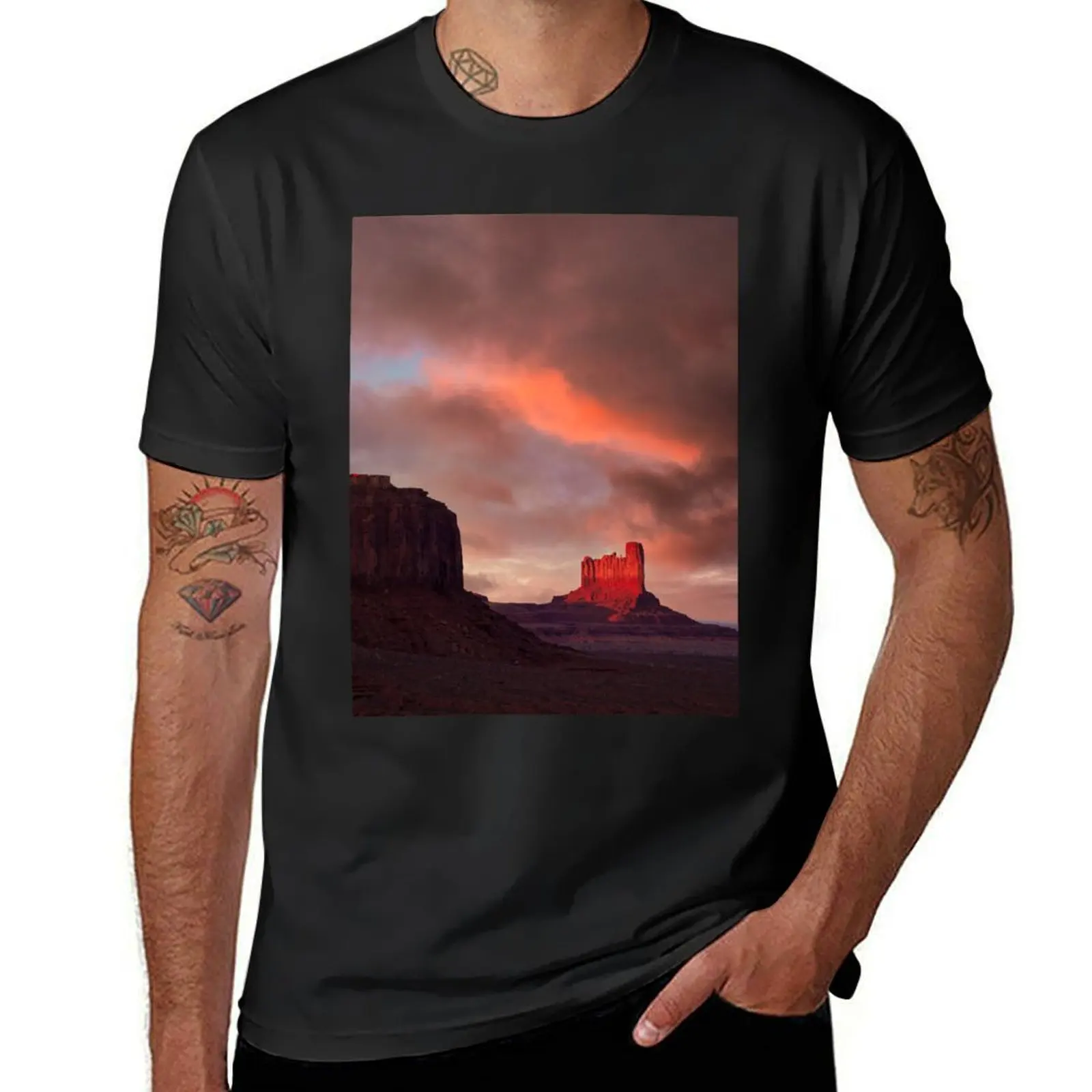 Sunset in Monument Valley T-Shirt quick drying aesthetic clothes customs kawaii clothes men clothing