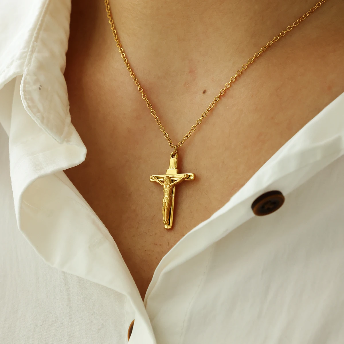 Edelstahl Kreuz Anhänger Halskette Für Frauen Gold Farbe Charme Schlüsselbein Halsketten Vintage Punk Ästhetischen Schmuck Zubehör
