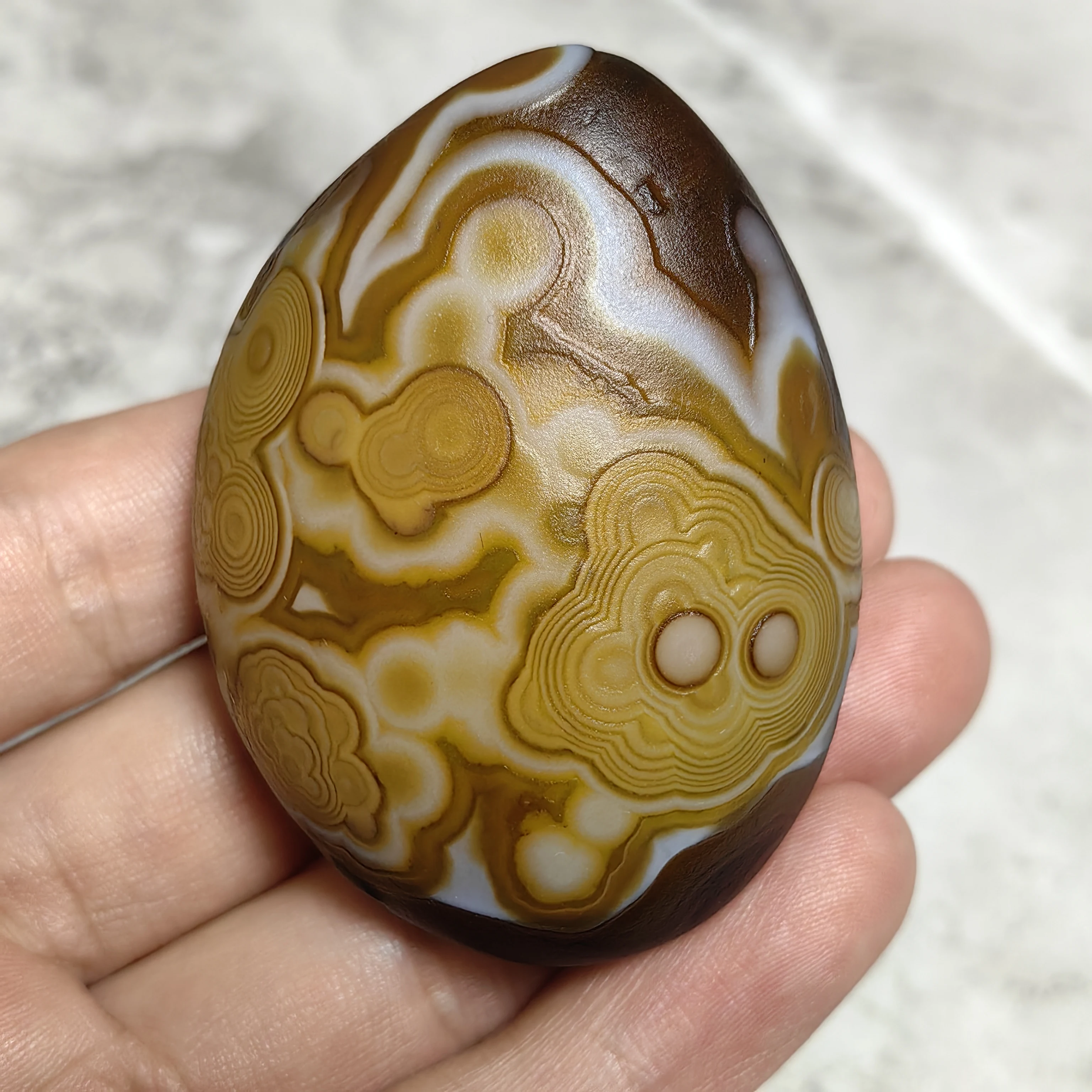 Pure Natural Haut-relief Divine Eyes Agate Palm Stones for Spiritual Meditation, Stress Relief, Energy Work, Against Negativity