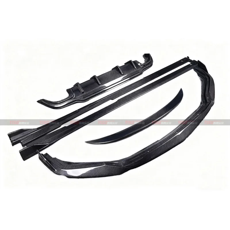 Suitable for 2022-2024 IS300 and IS350 carbon fiber TOMS front shovel side skirts rear lips spoiler wraparound Aerodynamic view 6