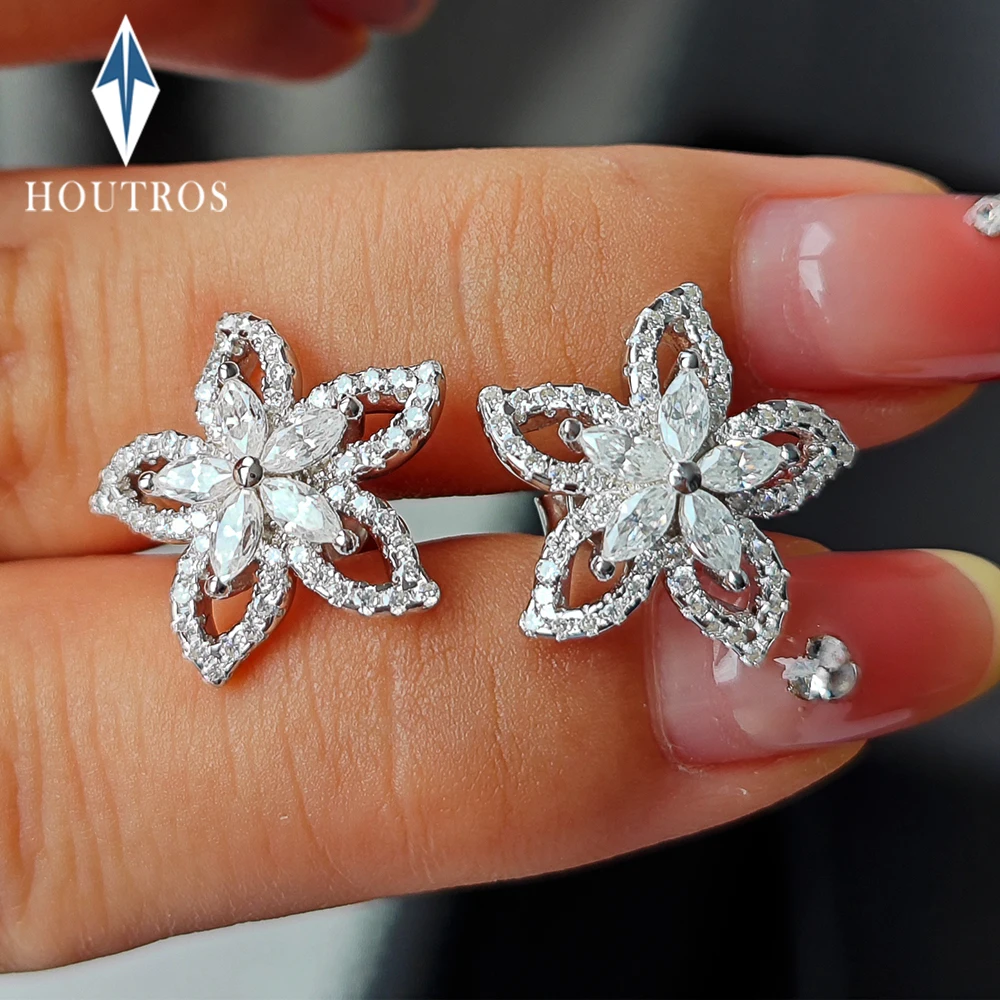 Flower Shape Full Moissanite Stud Earrings for Women 925 Sterling Silver Sparkling Diamond Earrings Party Wedding Jewelry Gift