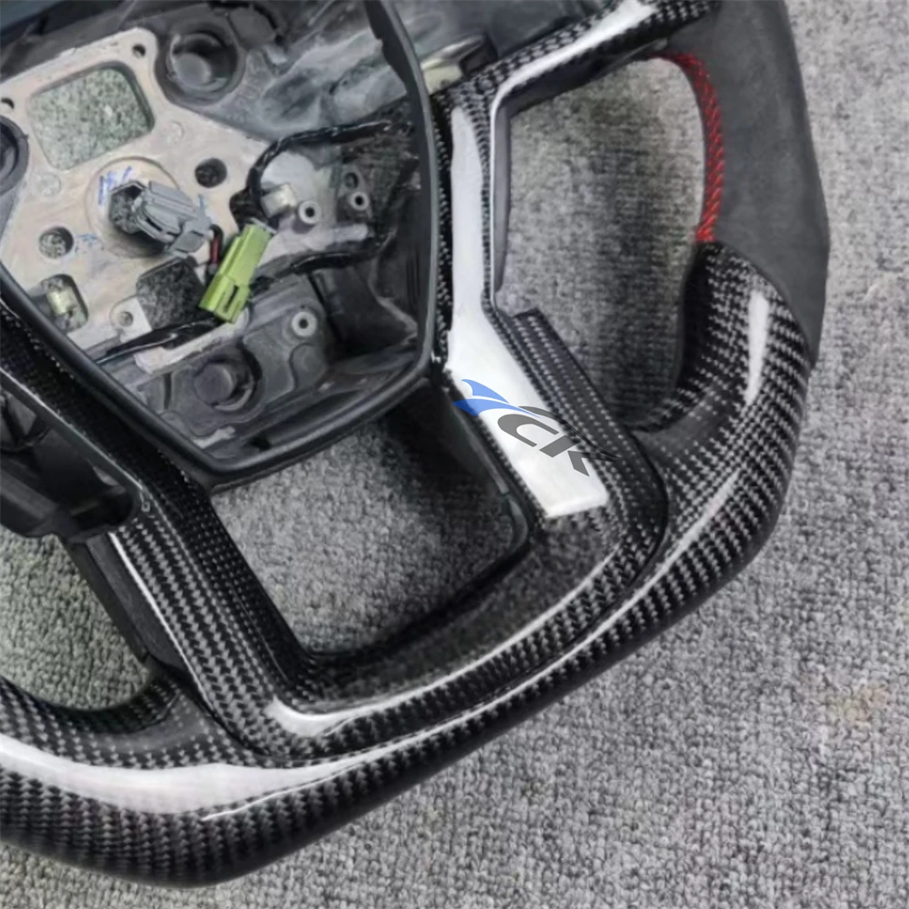 Volant riscaldanti personalizzati in pelle nera in fibra di carbonio adatti per parti automobilistiche Ford F150 Raptor 2015 2016 2017