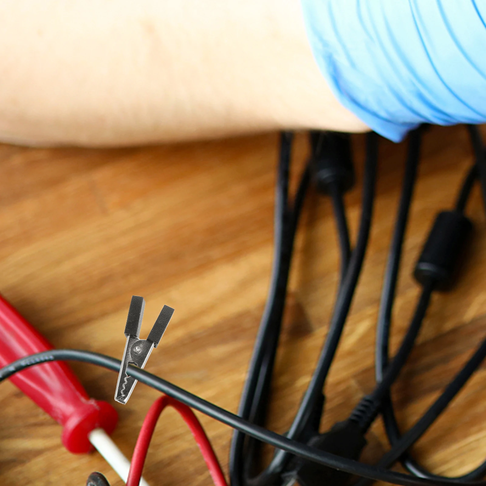 

40Pcs Metal Alligator Clips Clamps Electrical Test Leads Rust Resistant Durable for Various Electrical Projects Voltage