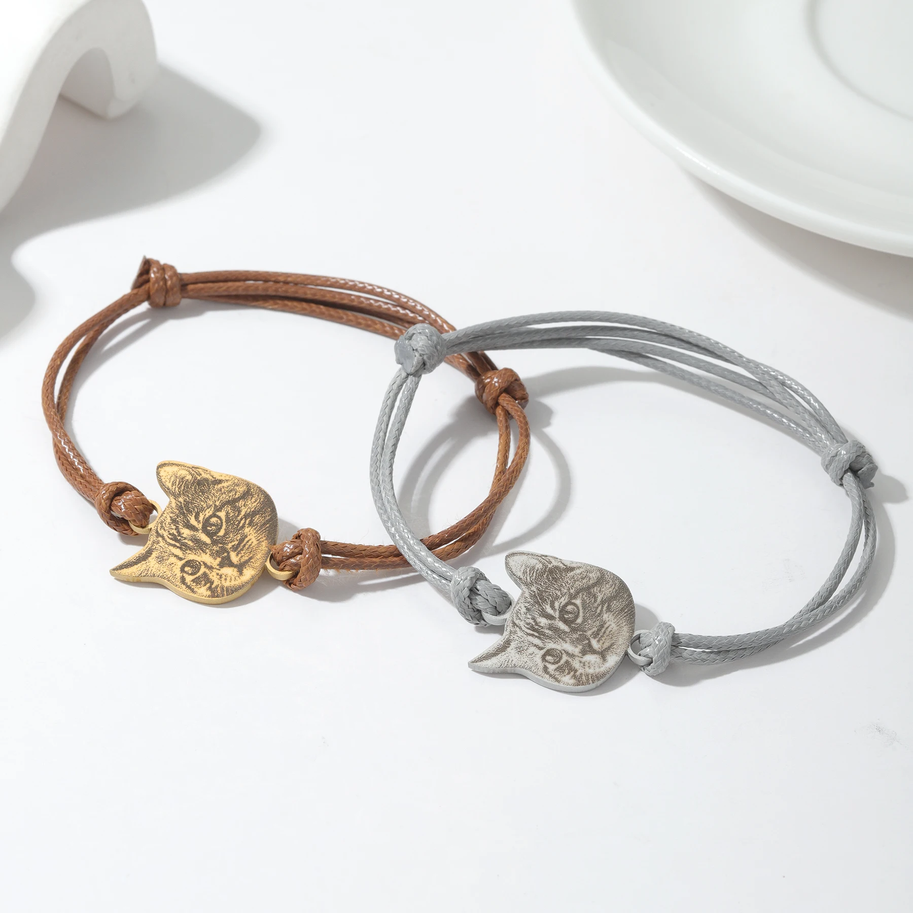 Personalisiertes Haustier-Porträt-Armband mit Hundefoto aus Edelstahl, Verstellbares Armband für Tierbesitzer und -liebhaber, Geschenk-Schmuck für Frauen – Detail 3