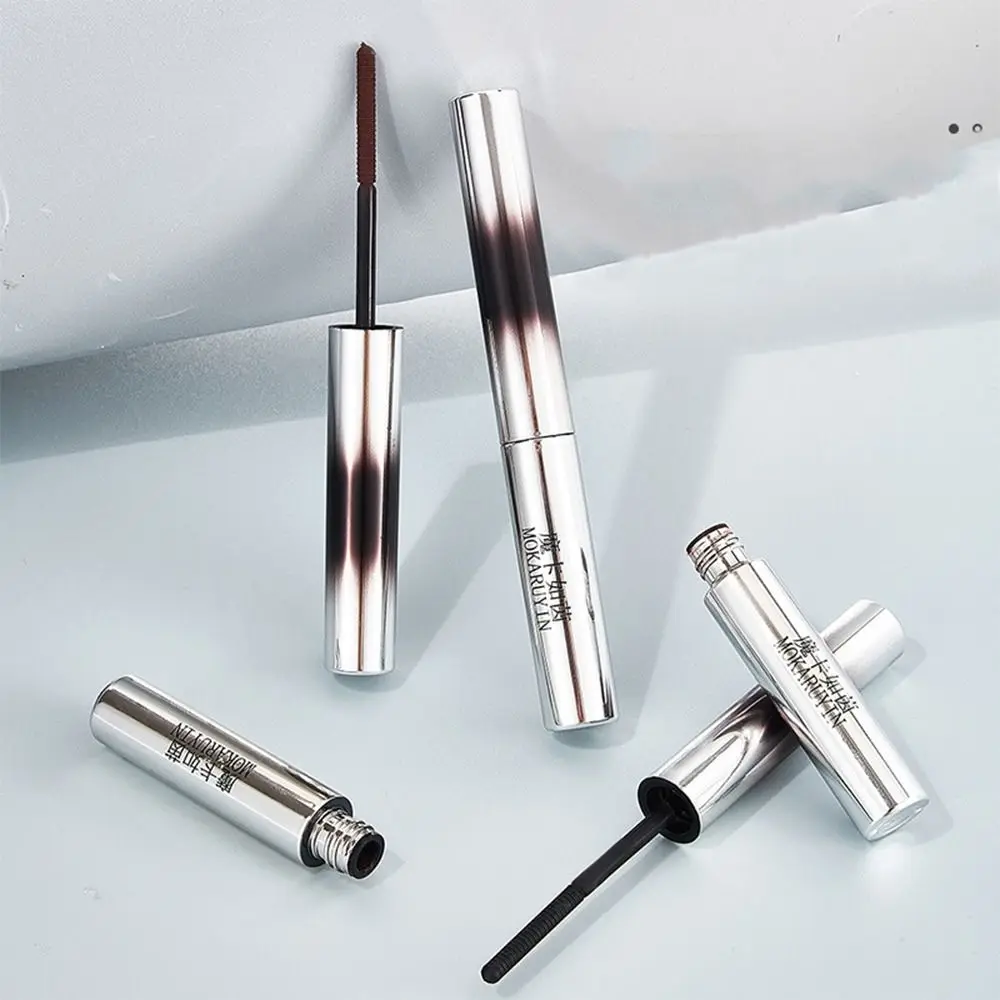 Mascara con pennello in ferro impermeabile alla moda Mascara senza setole in metallo a lunga durata a prova di sudore Mascara arricciante extra sottile Donna