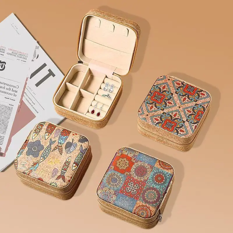 

Vintage Cork Jewelry Organizer Box Bohemia Portable Earrings Storage Box Flowers Retro Necklace Storage Case Display Travel