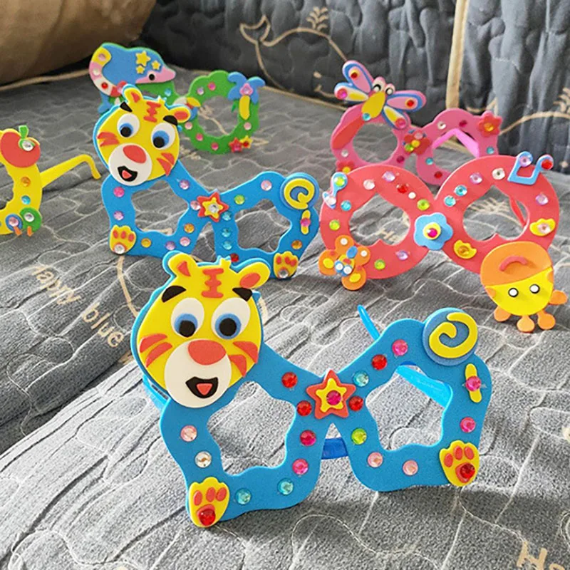 Oligglasses de dessin animé auto-adhésives pour enfants, kit de matériel fait à la main, autocollant en mousse de diamant, cadre de lunettes, jouets d'artisanat, cadeaux mignons, bricolage