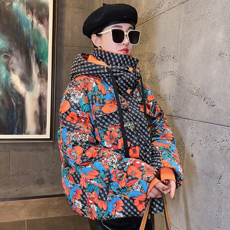 

Новая хлопковая стеганая куртка, короткая стильная куртка с капюшоном, зимняя красочная трендовая короткая универсальная модная куртка с допамином, новый стиль, хит продаж