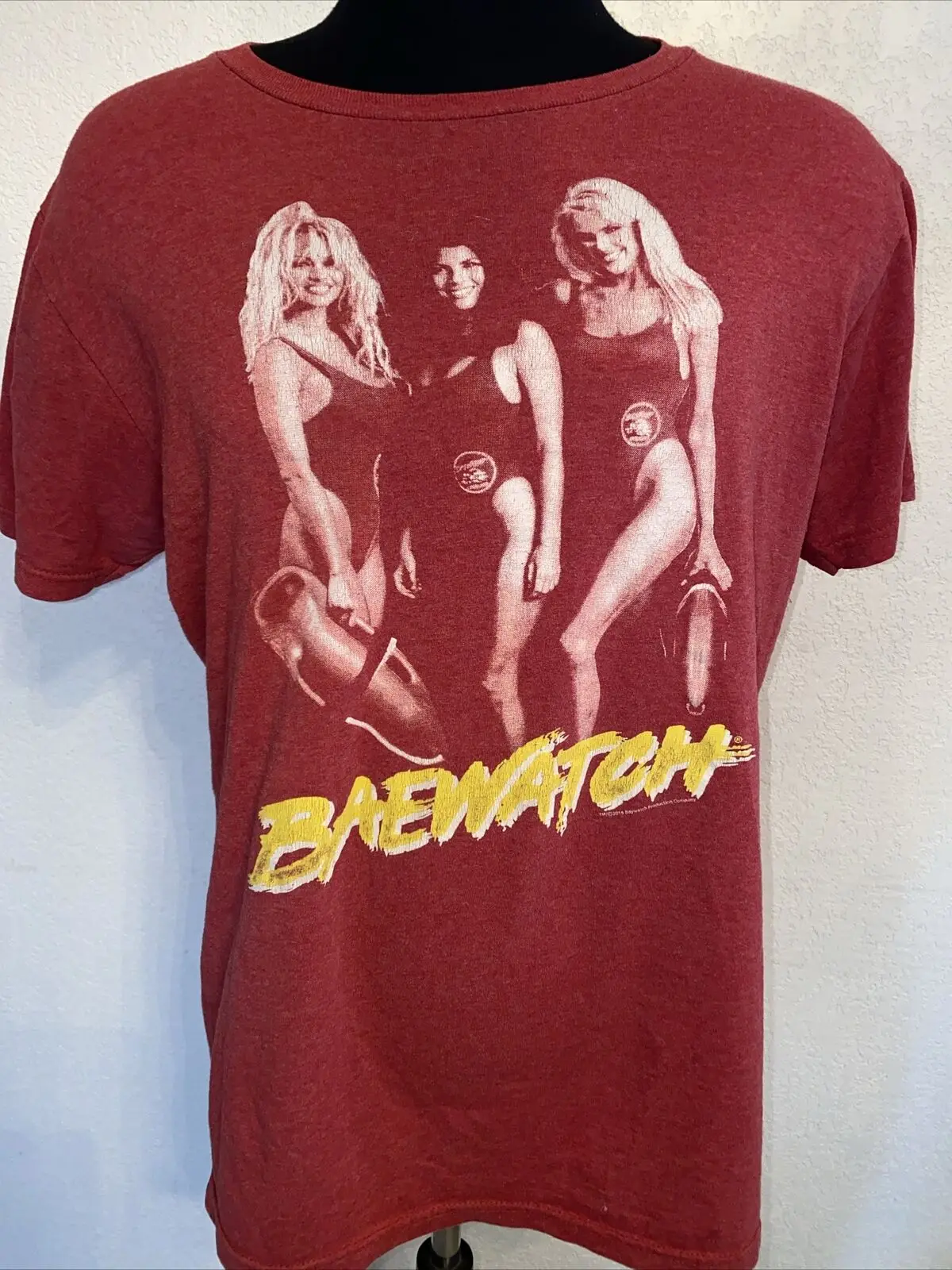 Baywatch Pamela Anderson T Shirt Large Red TV Swimsuit Lifeguards Soft