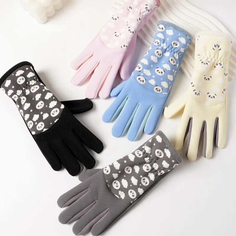 

Children's Windproof Thermal Gloves for Outdoor Cycling Winter Warm Mittens for Boys Girls Fun Cartoon Designs Panda Gloves