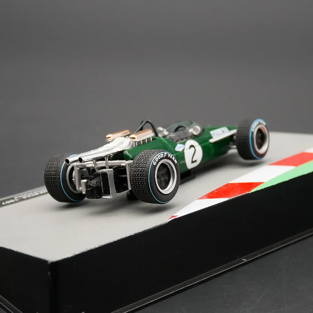 Ixo 1:43 Brabham BT24 1967 Denis Hulme Diecast Car Model Metal Toy Vehicle