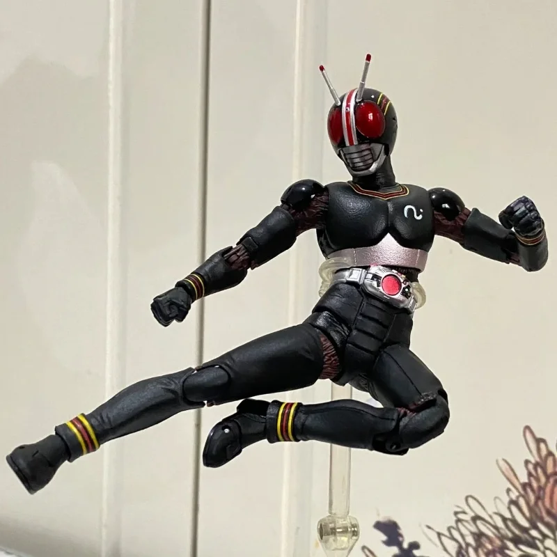 Dostępny od ręki Bandai Kamen Rider FRS Series Czarny Model do Składania Figurka Anime Fajny Kolekcjonerski Ornament na Biurko Prezent Świąteczny