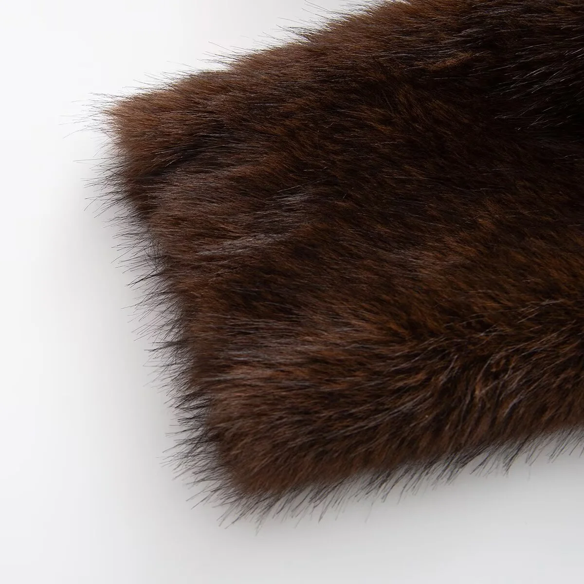 Zimní nová dámská ležérní módní temperamentní dojíždějící styl všestranná oboustranná bunda s dlouhým rukávem a efektem umělé kožešiny 2025 - náhled 6