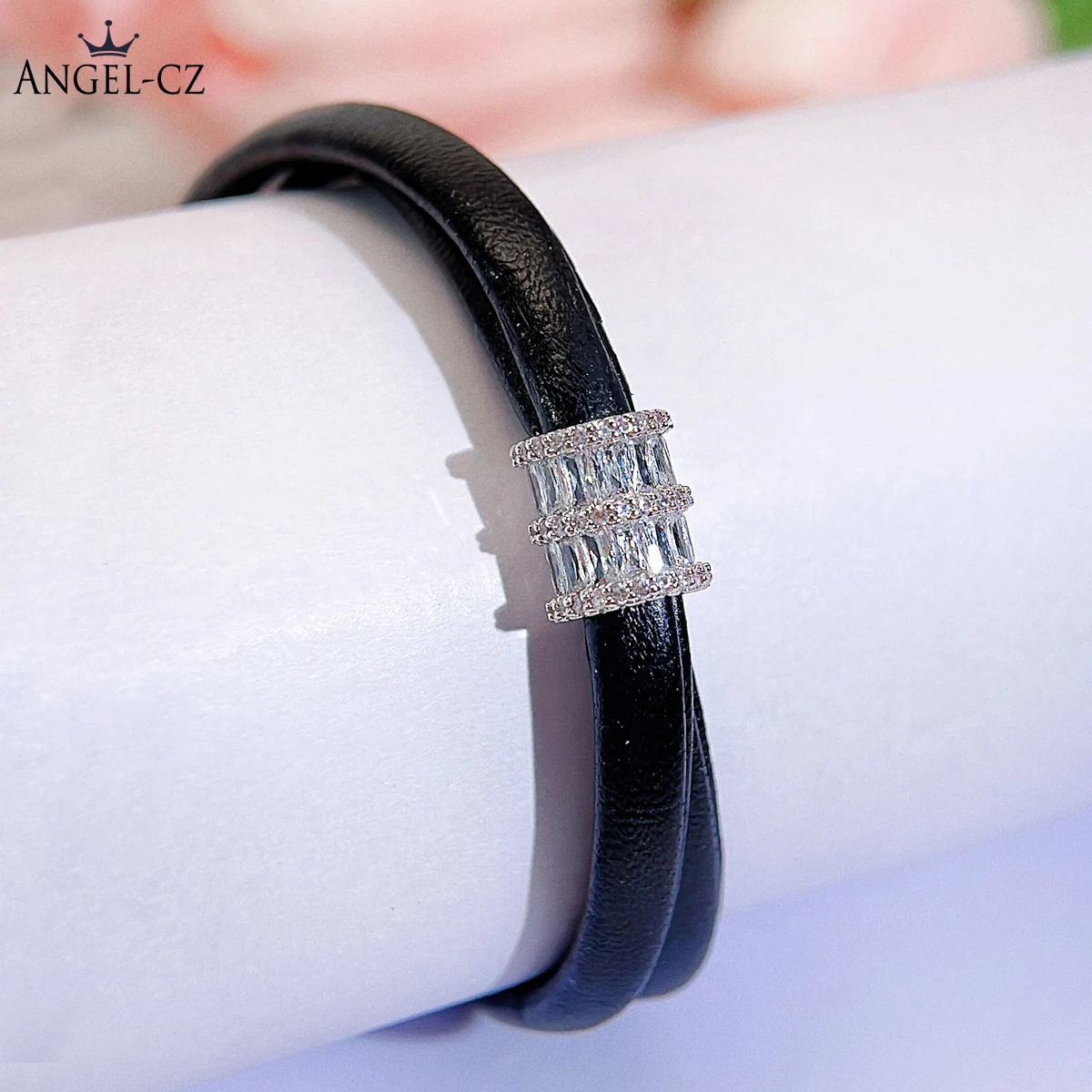 ANGELCZ Classy Lady Wrist Jewelry Two Black Leather Belt Adjustable Chain Bracelet Exquisite Bangle for Best Gift AB202