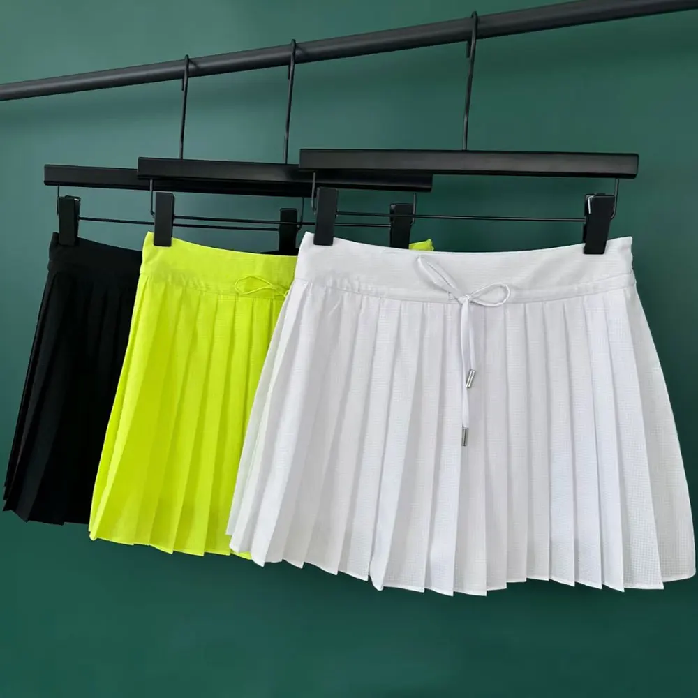 2025 new women's golf short skirt autumn outdoor half skirt pleated skirt, comfortable, quick drying, sports, free shipping