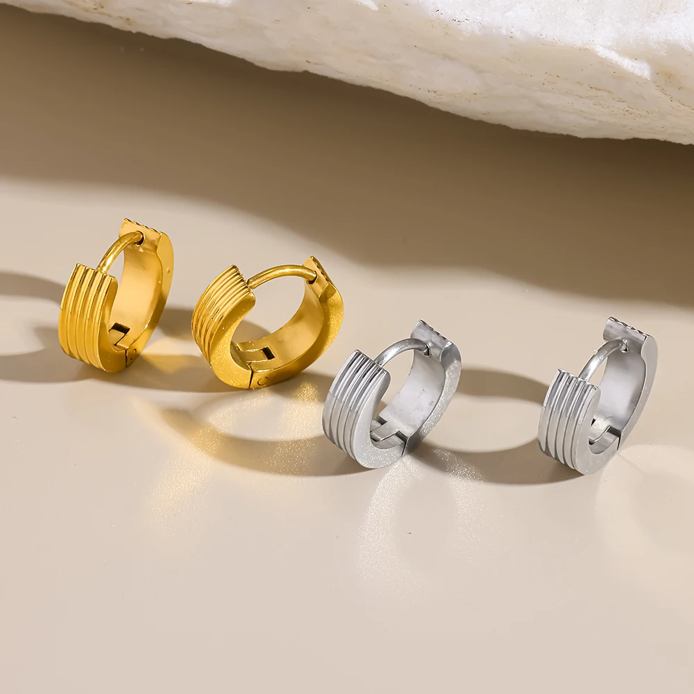 Stylish Vertical Stripe Huggie Earrings Minimalist 18K Gold Plated Stainless Steel Tarnish Free Waterproof Ear Jewelry for Women