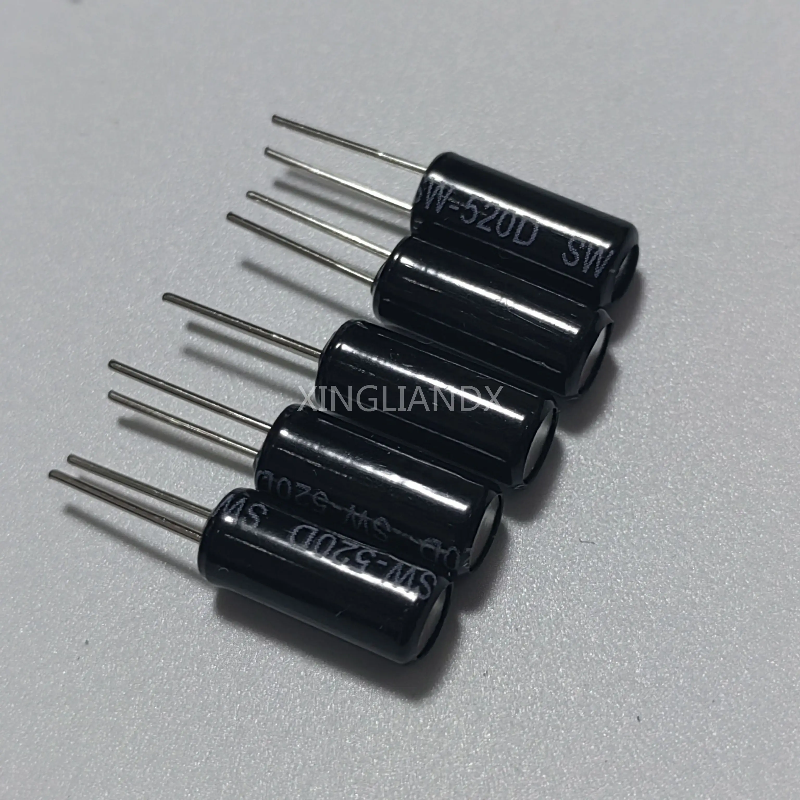 100PCS SW-520D SW520D Vibration Ball Switch 5.2 * 11.5 Angle Tilt Switches