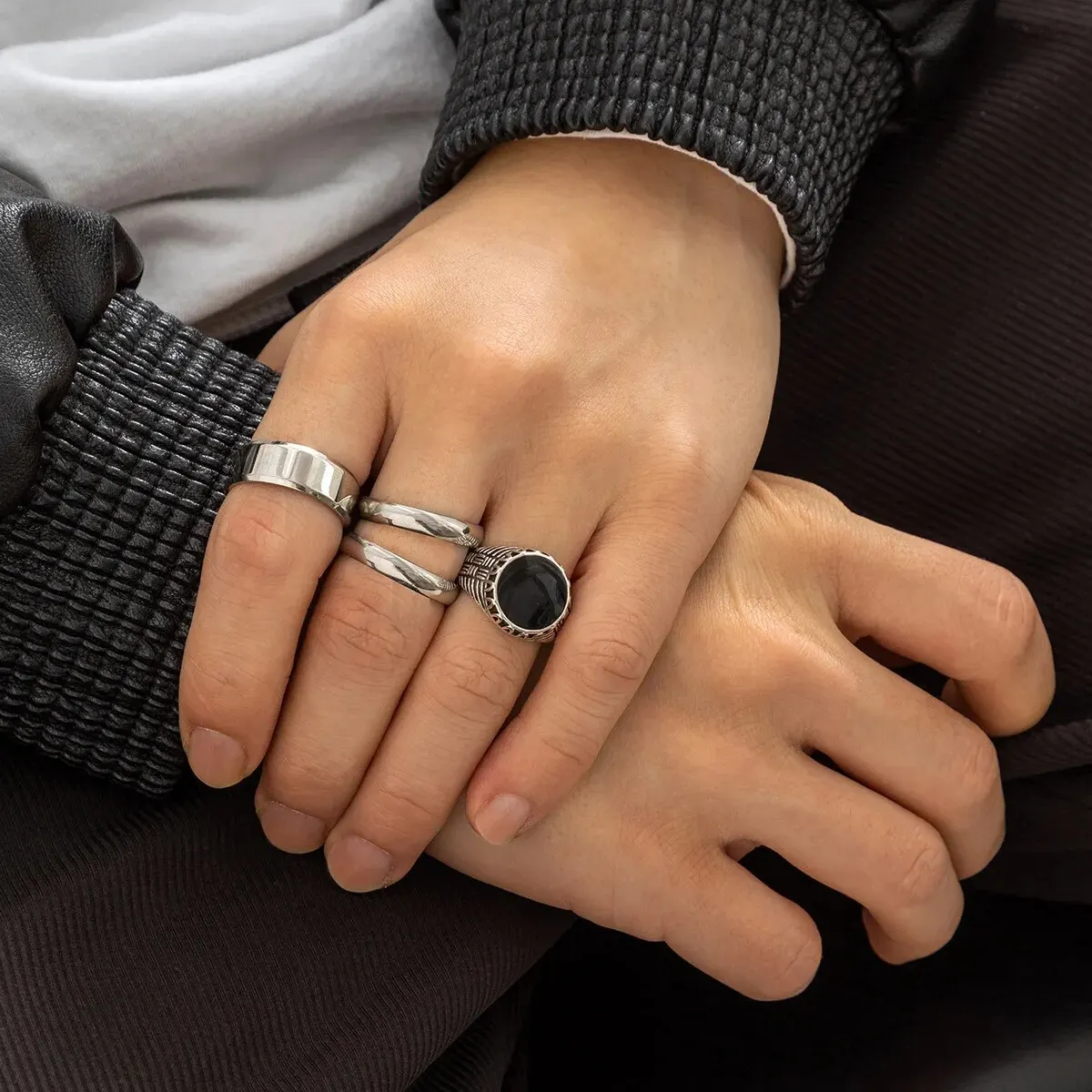 4Pcs Retro Einfache Edelstahl Öffnung Einstellbar Breiten Ring männer Gothic Muster Metall Ring Casual Schmuck
