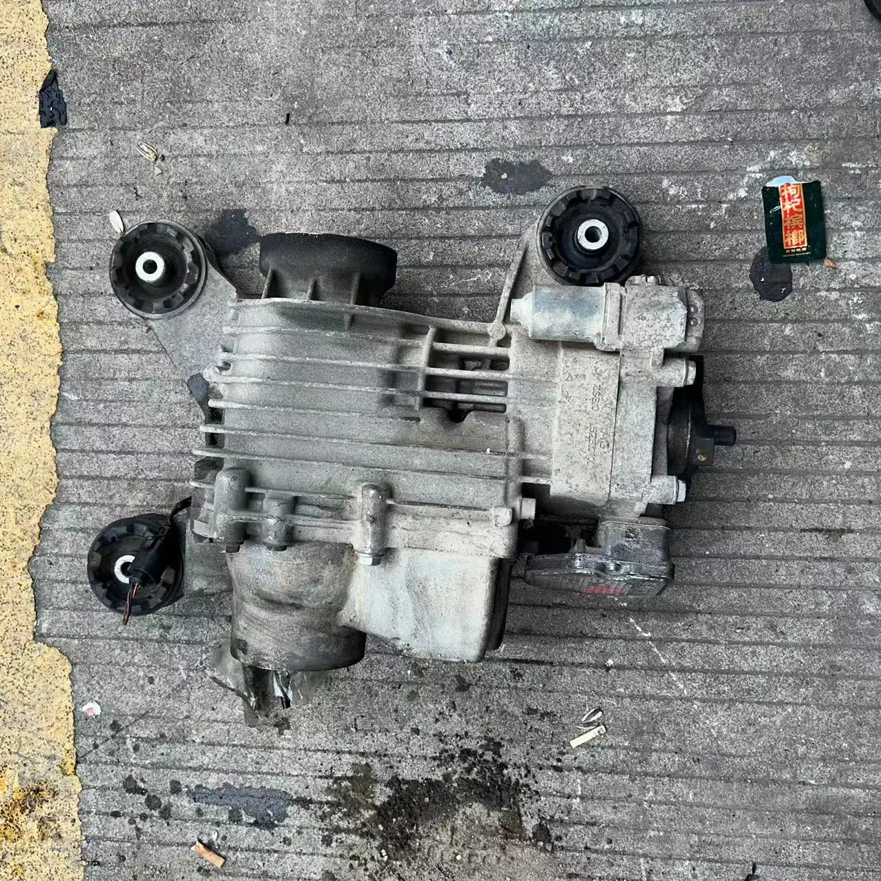 Tiguan Automobile Engine Air Conditioning Pump Headlamp Rear Differential Original Parts Original Use