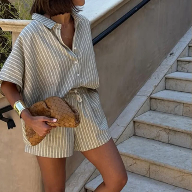 

Women Loose Pocket Shorts Set 2025 Elegant Simple Commuting 2 Piece Fashion Striped Lapel Single Breasted Shirts Leisure Outfits